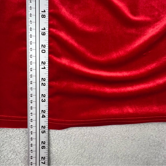 Gretchen Scott Shirt Womens Medium Red Velvet Ruffle Collar Tunic Top Holiday - Picture 4 of 8